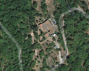 Les deux gîtes et notre habitation